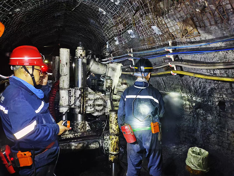 山东能源鲁西矿业某矿ZDY4500LPS型钻机